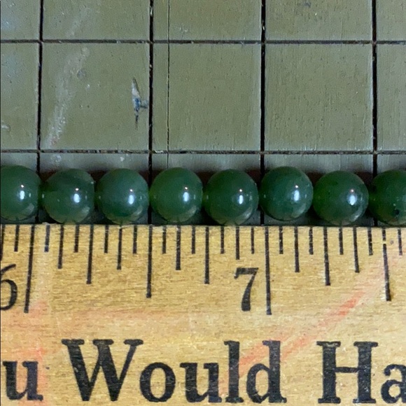 16” jade necklace - Picture 2 of 2